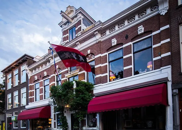 Bed & Breakfast Breitner House 4*