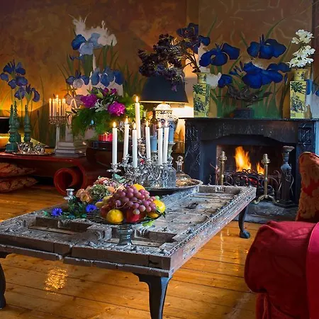 Bed & Breakfast Breitner House 5*
